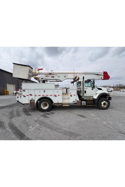 2014 International 7400 Altec Material Handler (860092) - Image 8